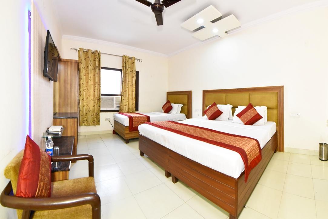 Hotel B-Comfort Amritsar Exterior foto
